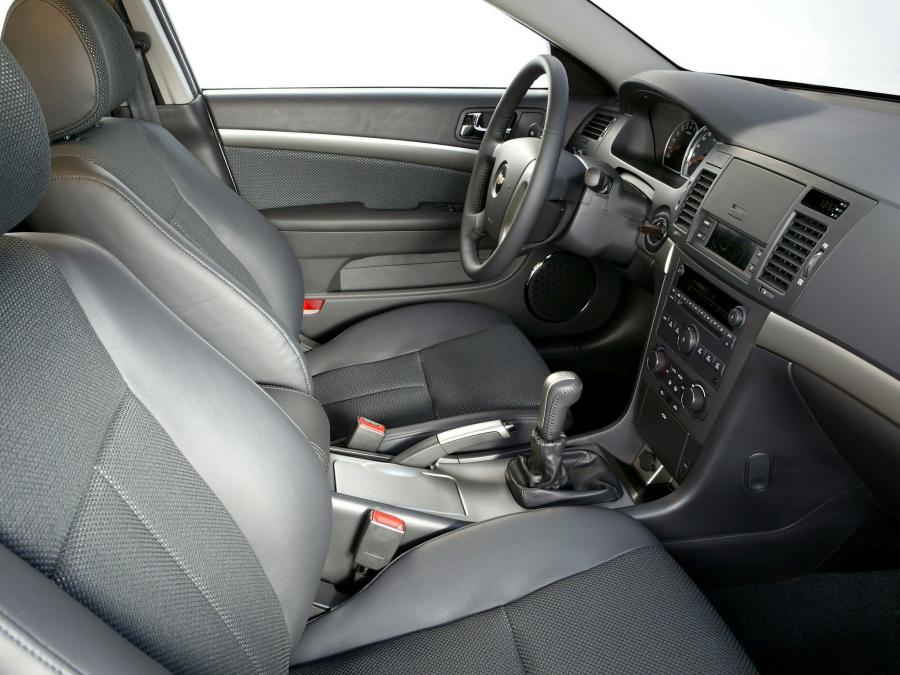  Chevrolet Epica 2006 года  (фото 11 из 72)
